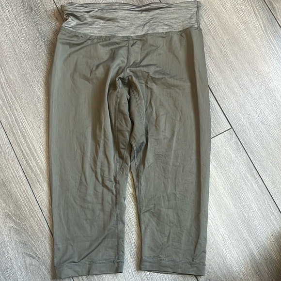 lululemon athletica Pants - Lululemon "wet dry warm" shorts 16” inseam